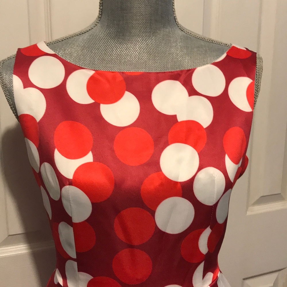 Dress - Picture 3 of 5
